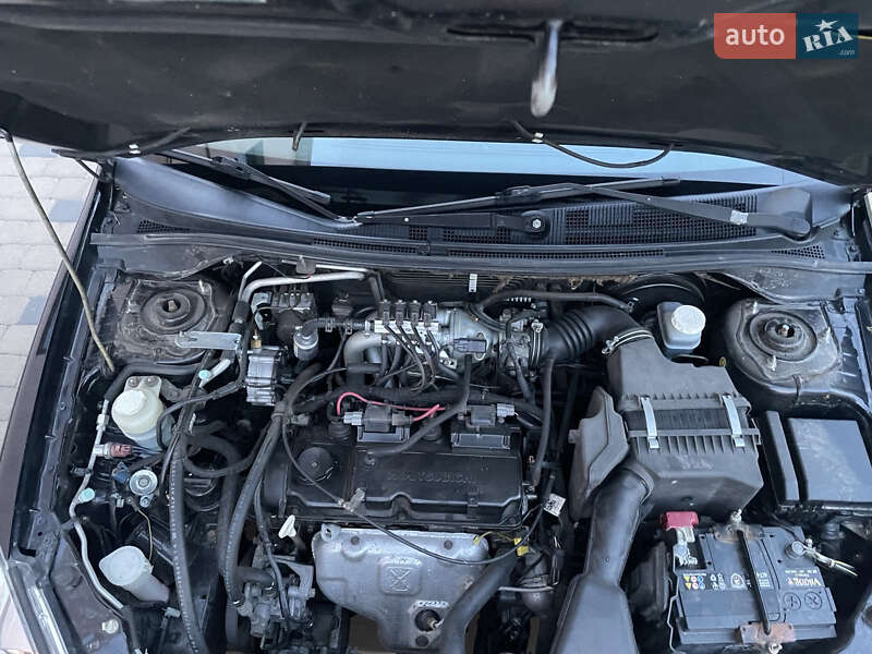 Седан Mitsubishi Lancer 2006 в Сокалі