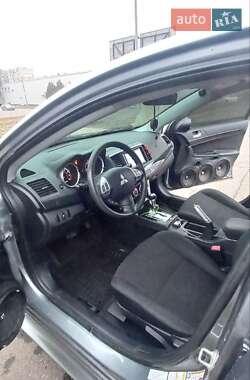 Седан Mitsubishi Lancer 2016 в Кривом Роге
