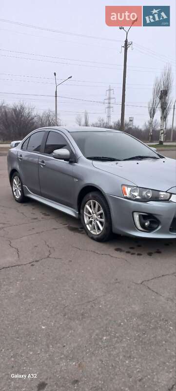 Mitsubishi Lancer 2016