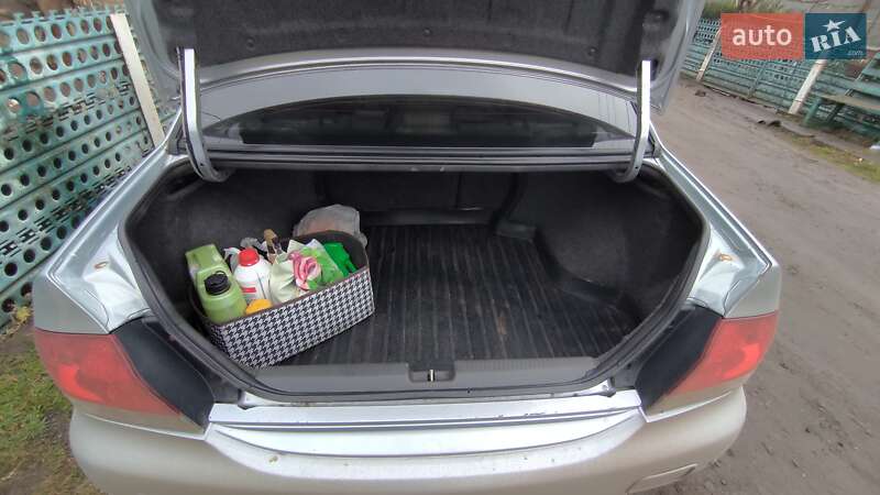 Седан Mitsubishi Lancer 2006 в Раздельной