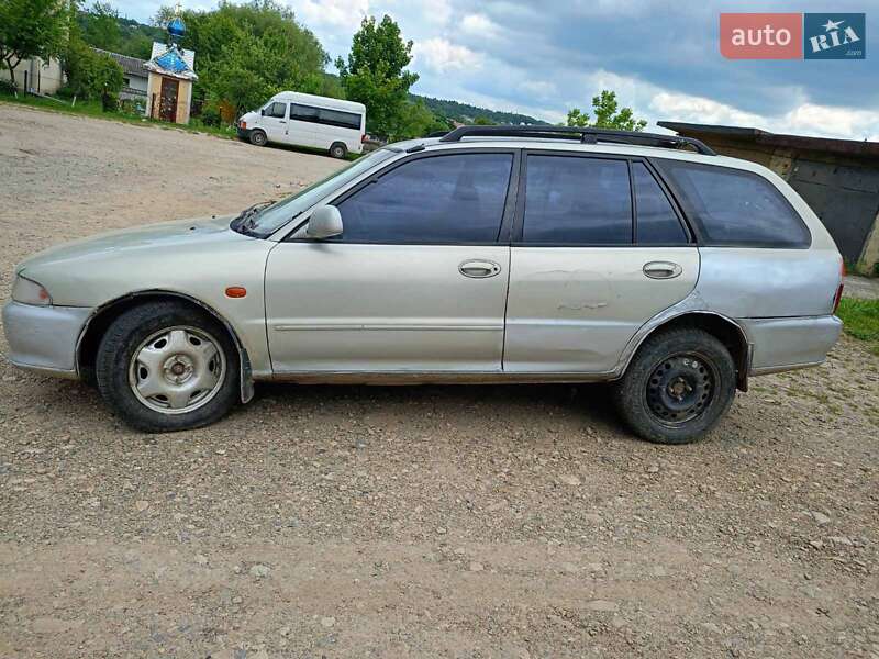 Універсал Mitsubishi Lancer 1994 в Бориславі