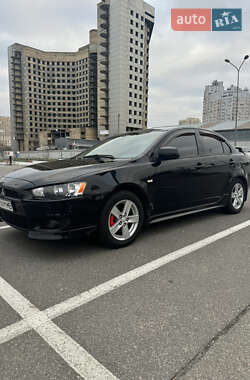 Седан Mitsubishi Lancer 2010 в Киеве