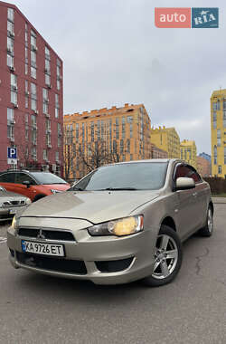 Седан Mitsubishi Lancer 2009 в Києві