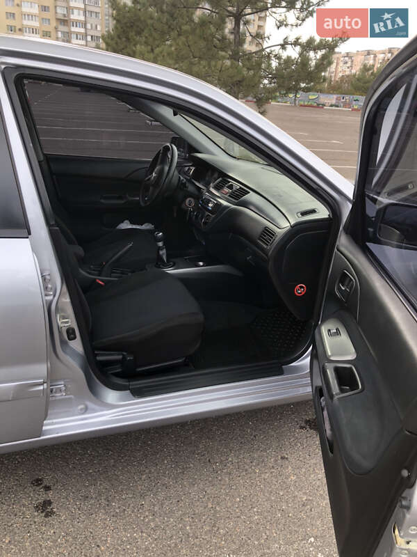 Седан Mitsubishi Lancer 2008 в Николаеве