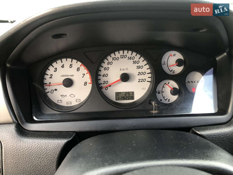Седан Mitsubishi Lancer 2008 в Николаеве