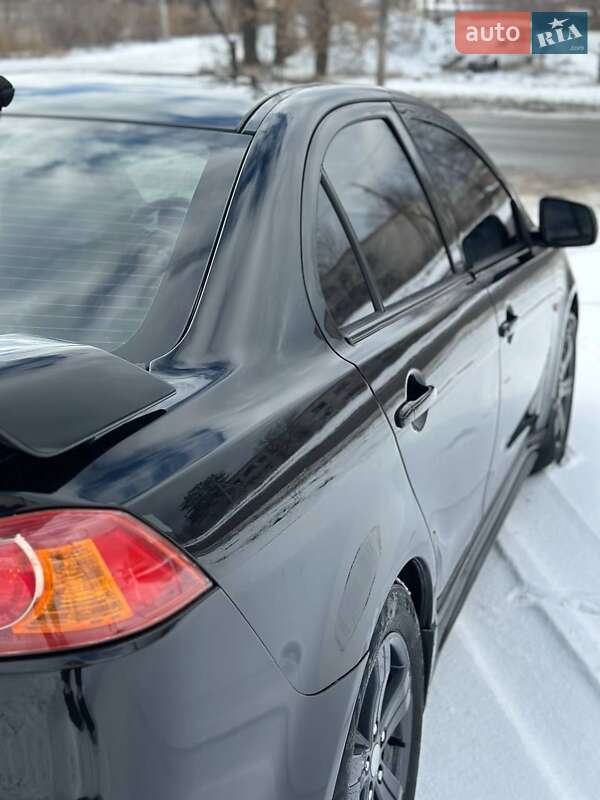 Седан Mitsubishi Lancer 2007 в Изюме