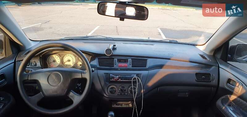 Седан Mitsubishi Lancer 2005 в Корюковке