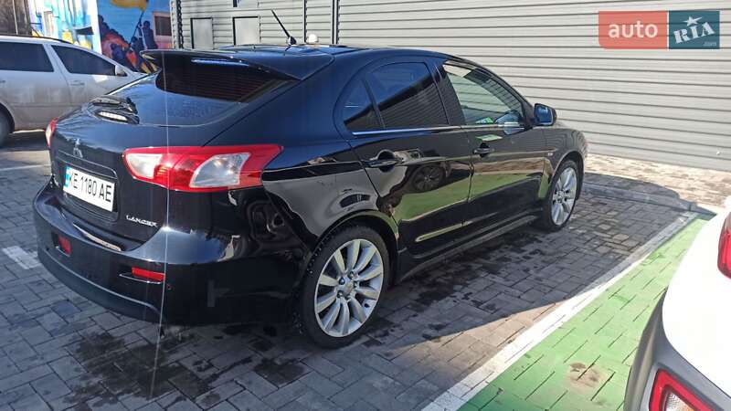 Хэтчбек Mitsubishi Lancer 2009 в Кривом Роге