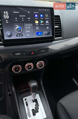 Седан Mitsubishi Lancer 2009 в 
