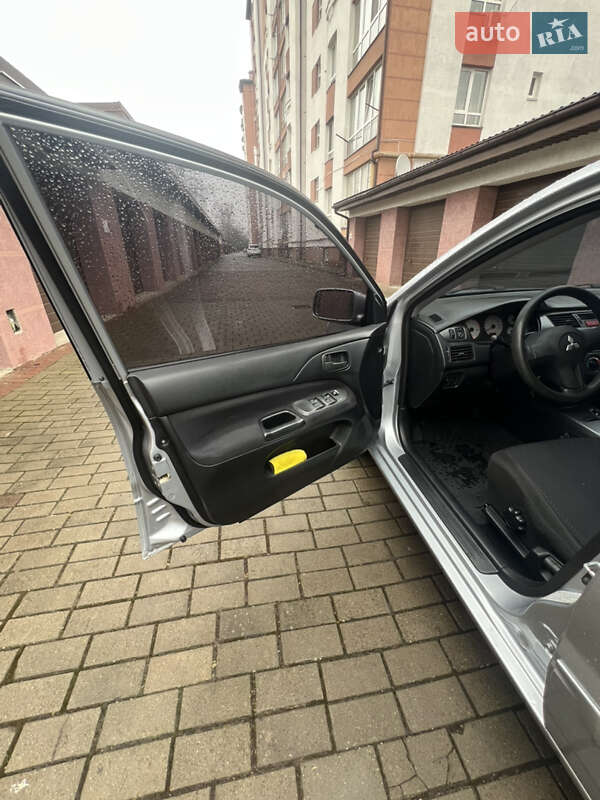 Седан Mitsubishi Lancer 2007 в Івано-Франківську