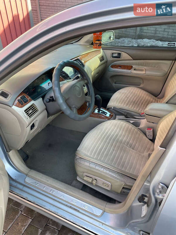 Седан Mitsubishi Lancer 2004 в Запорожье