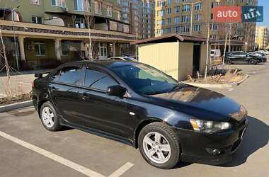 Седан Mitsubishi Lancer 2008 в Киеве