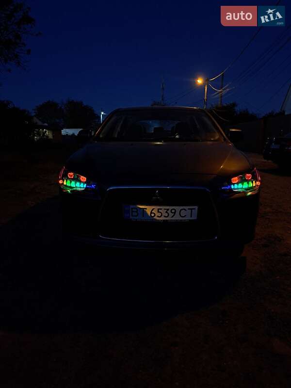 Хэтчбек Mitsubishi Lancer 2009 в Одессе