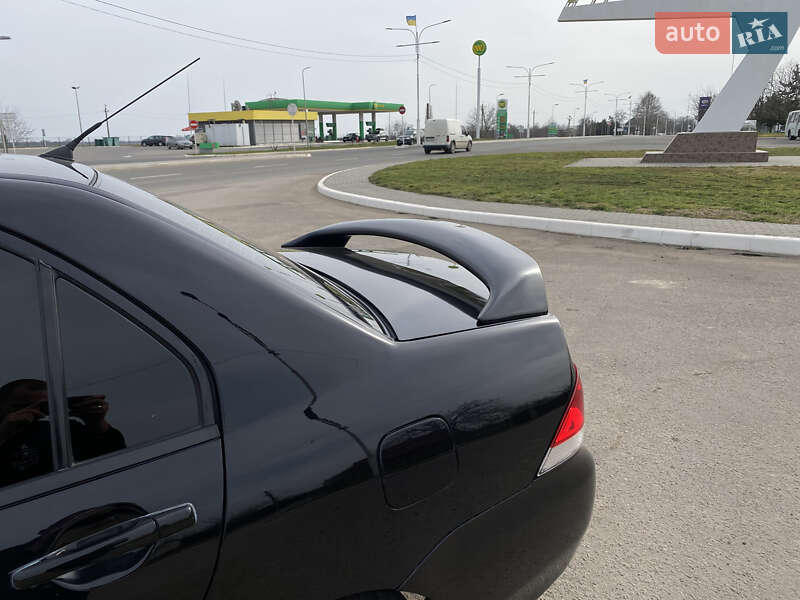 Седан Mitsubishi Lancer 2006 в Измаиле