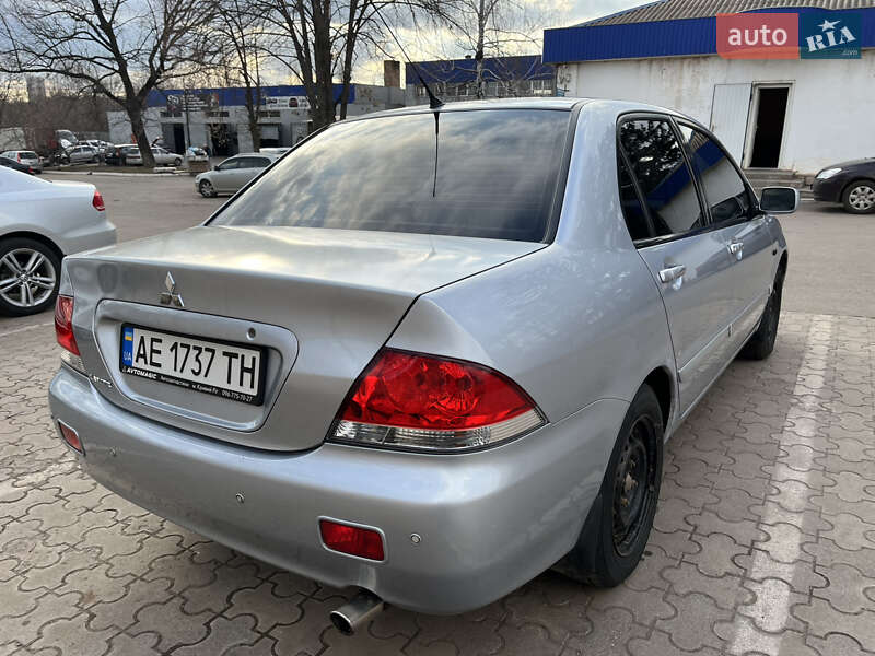 Седан Mitsubishi Lancer 2006 в Кривому Розі