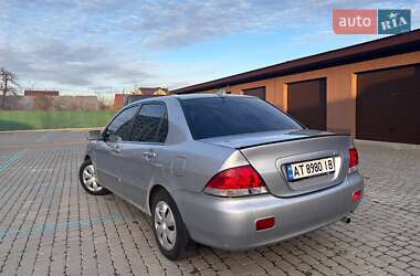 Седан Mitsubishi Lancer 2005 в Надворной