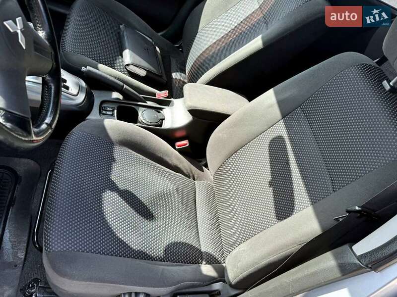 Седан Mitsubishi Lancer 2007 в Харкові