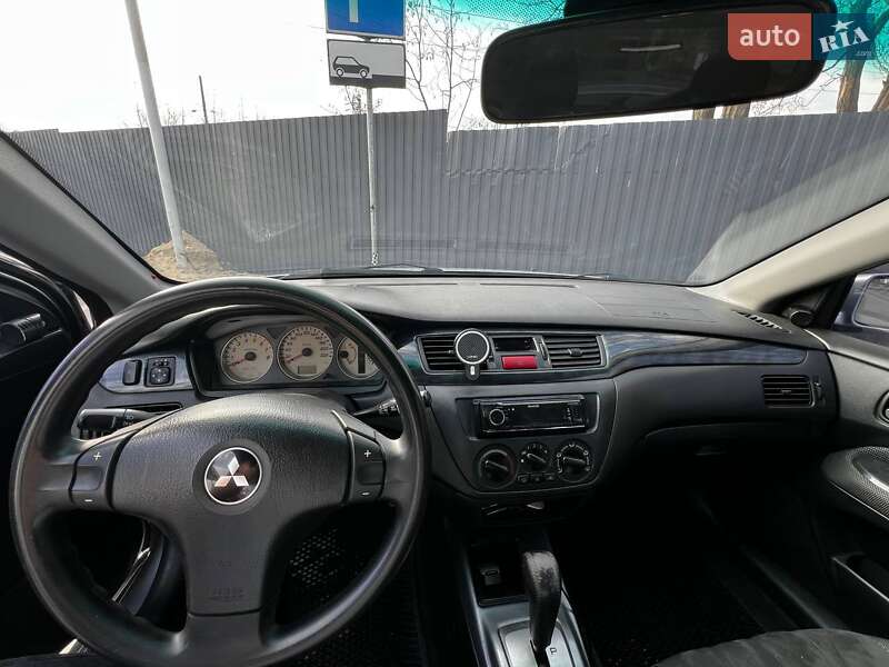 Седан Mitsubishi Lancer 2004 в Днепре фото 12 Седан Mitsubishi Lancer 2004 в Днепре
