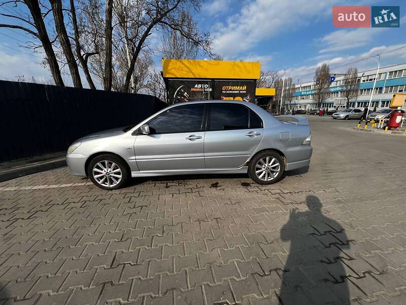 Седан Mitsubishi Lancer 2004 в Днепре фото 7 Седан Mitsubishi Lancer 2004 в Днепре
