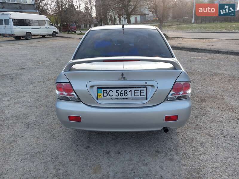 Седан Mitsubishi Lancer 2005 в Каменец-Подольском