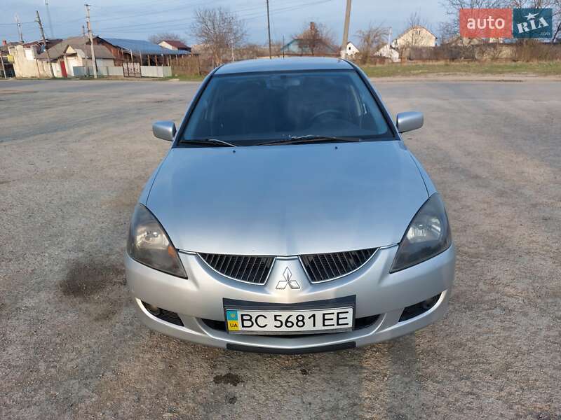 Седан Mitsubishi Lancer 2005 в Каменец-Подольском