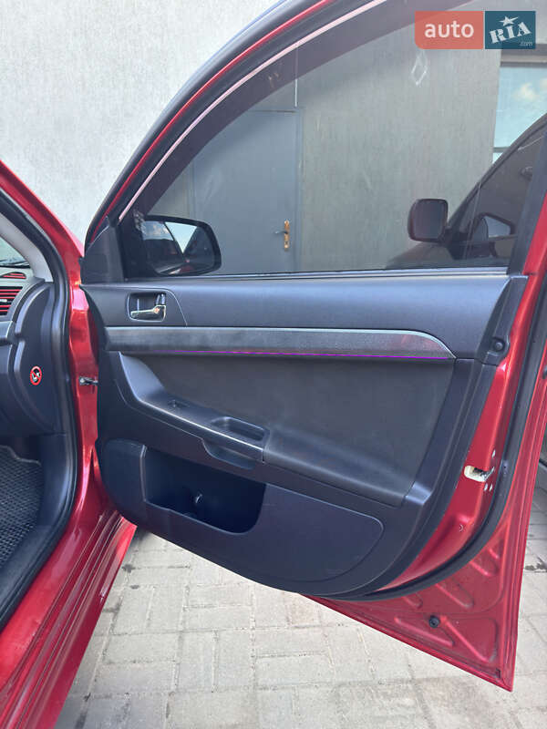 Седан Mitsubishi Lancer 2007 в Павлограде