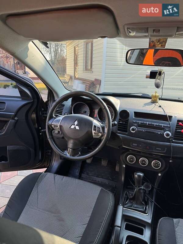 Седан Mitsubishi Lancer 2008 в Косове