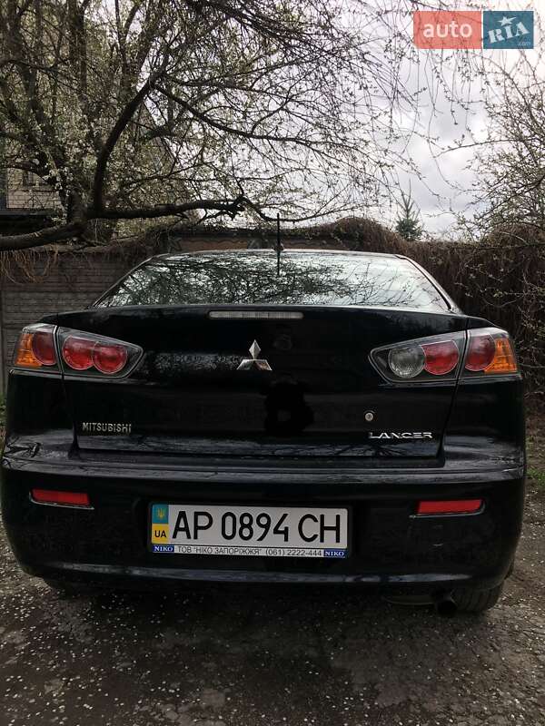 Седан Mitsubishi Lancer 2012 в Запоріжжі