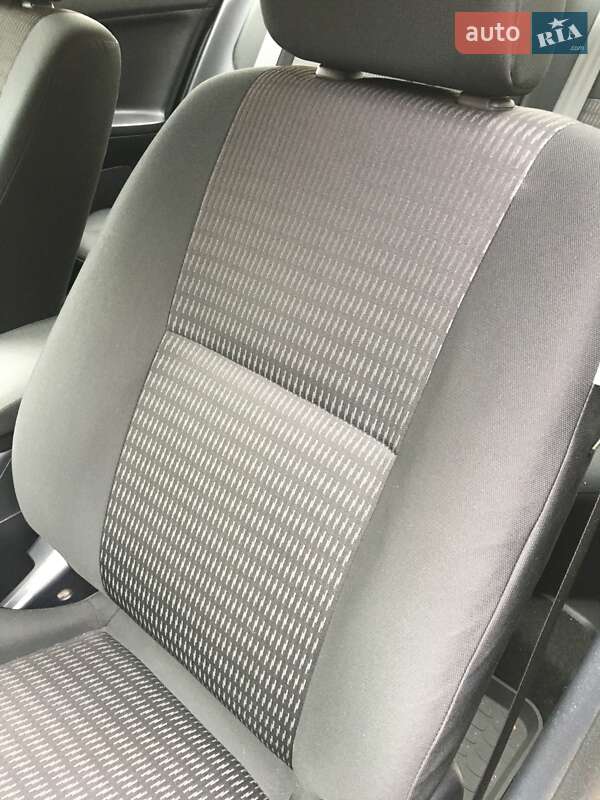 Седан Mitsubishi Lancer 2012 в Запоріжжі