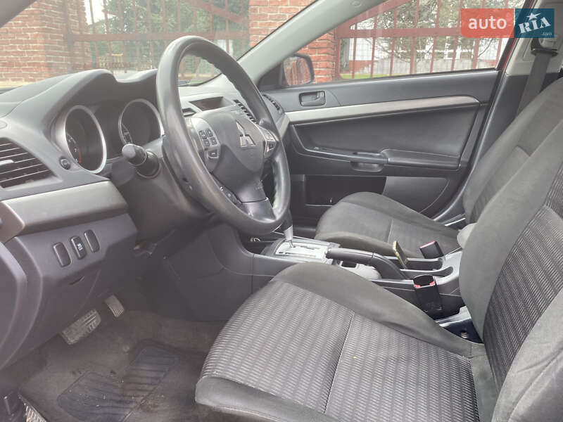 Седан Mitsubishi Lancer 2012 в Белгороде-Днестровском