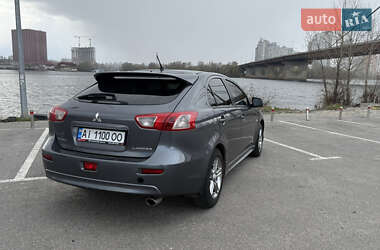 Хэтчбек Mitsubishi Lancer 2009 в 