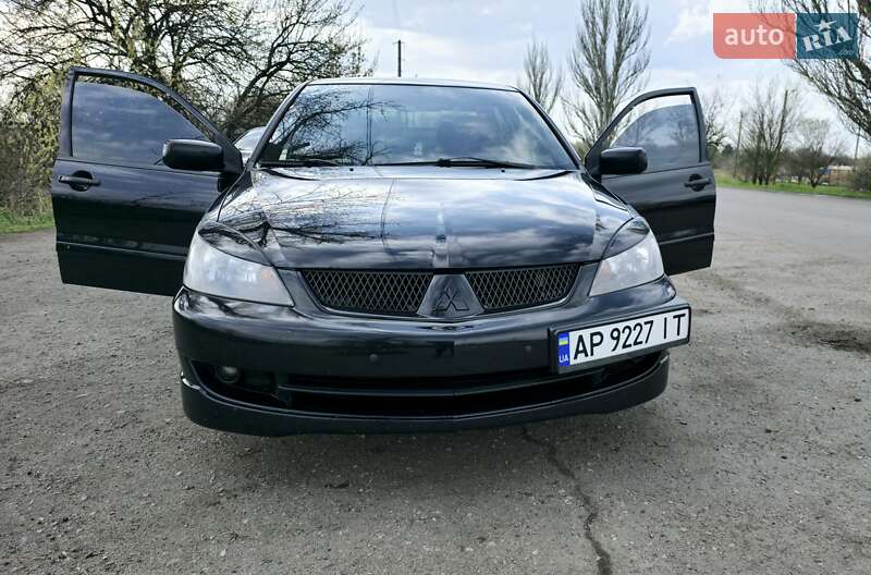 Седан Mitsubishi Lancer 2006 в Новониколаевке