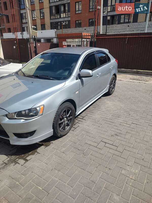 Хэтчбек Mitsubishi Lancer 2008 в Первомайске фото 8 Хэтчбек Mitsubishi Lancer 2008 в Первомайске
