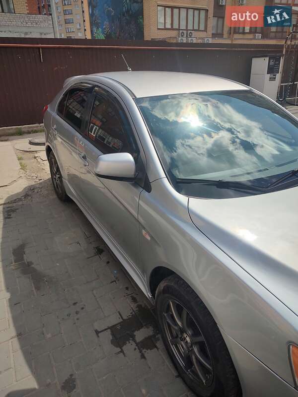 Хэтчбек Mitsubishi Lancer 2008 в Первомайске фото 9 Хэтчбек Mitsubishi Lancer 2008 в Первомайске