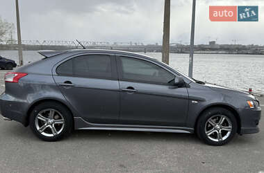 Хэтчбек Mitsubishi Lancer 2009 в 