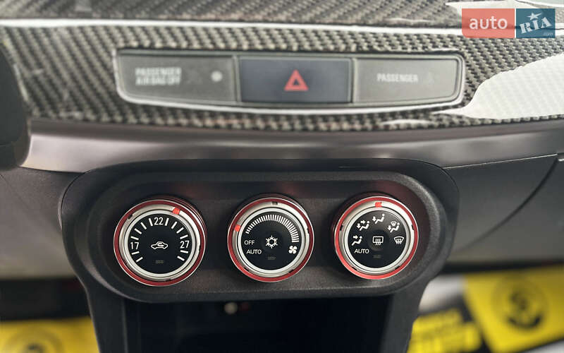 Хетчбек Mitsubishi Lancer 2009 в Мукачевому