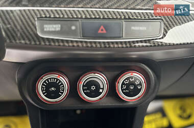 Хетчбек Mitsubishi Lancer 2009 в 