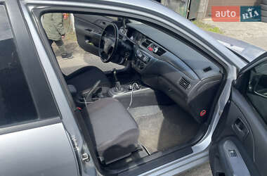 Седан Mitsubishi Lancer 2005 в 