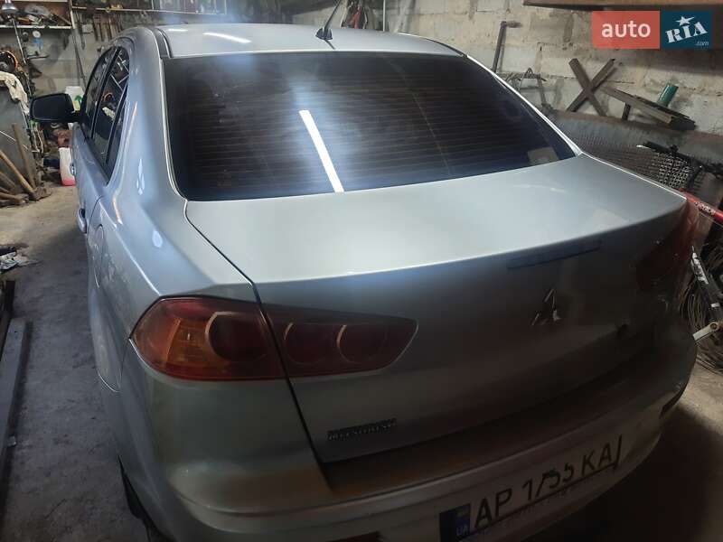 Седан Mitsubishi Lancer 2007 в Вольнянске