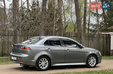 Седан Mitsubishi Lancer 2016 в 
