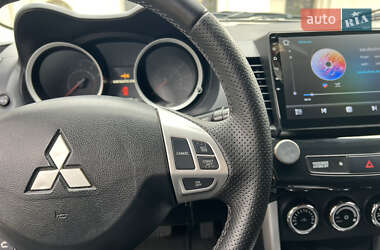Седан Mitsubishi Lancer 2016 в 