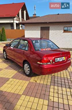 Седан Mitsubishi Lancer 2004 в 