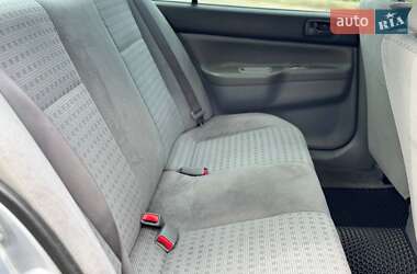 Седан Mitsubishi Lancer 2004 в 