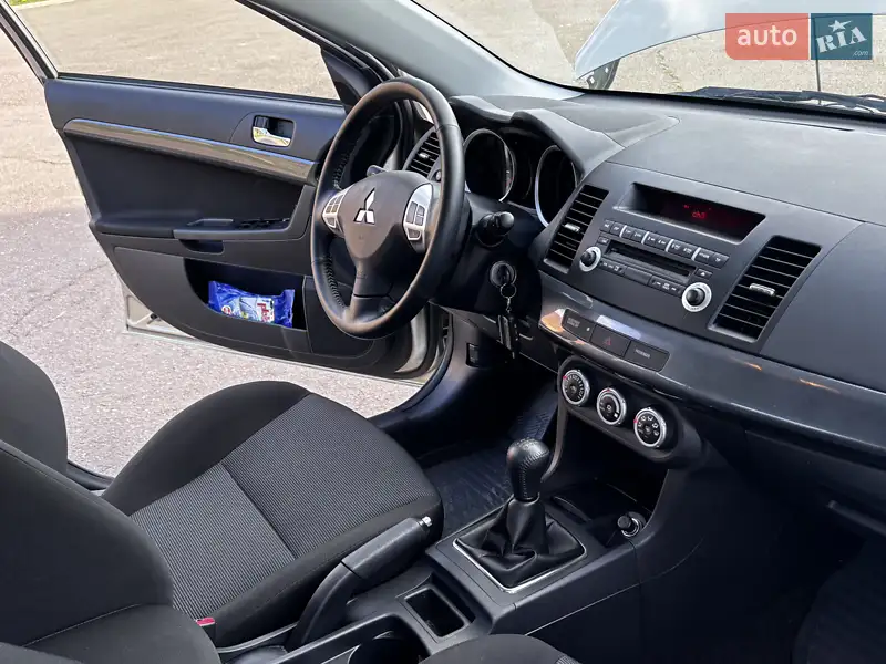 Mitsubishi Lancer 2008 VIN JMBSNCY4A9U000613 фото оголошення 25 з 65