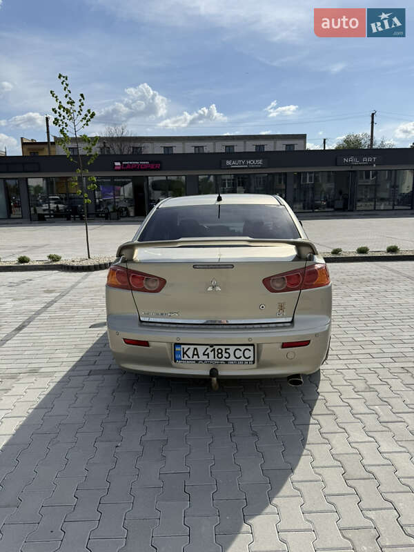 Седан Mitsubishi Lancer 2008 в Ужгороді