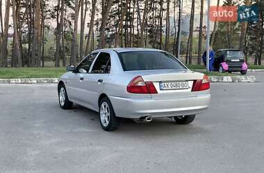 Седан Mitsubishi Lancer 2001 в 