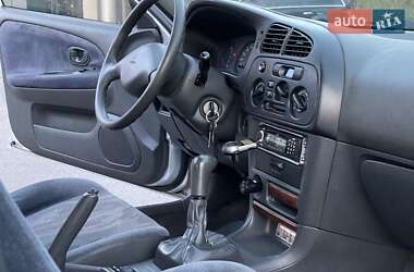 Седан Mitsubishi Lancer 2001 в 
