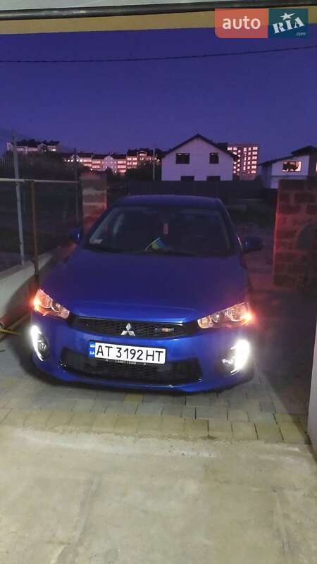 Седан Mitsubishi Lancer 2015 в Івано-Франківську