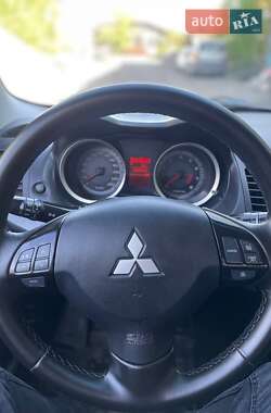 Седан Mitsubishi Lancer 2009 в 