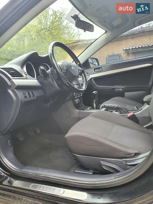 Седан Mitsubishi Lancer 2008 в Ужгороде